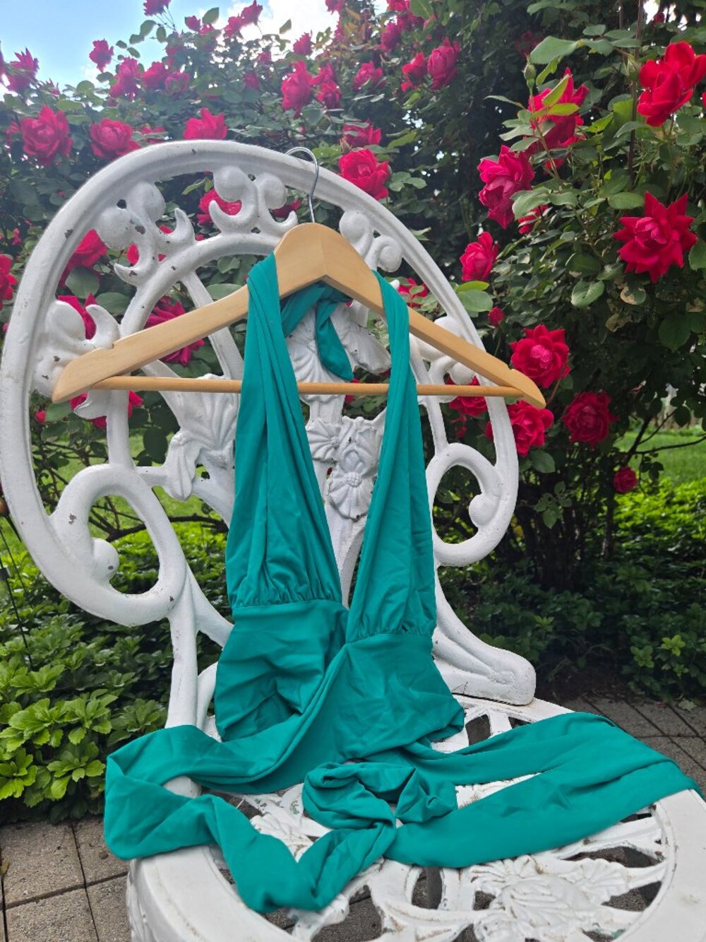 Nwot Turquoise wrap around halter top